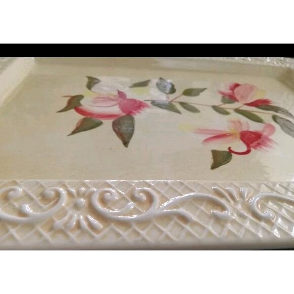 Temp Tations Magnolia Pattern 4pc Set -1.5qt Bsker, Rack, Trivet & 10x14 platter - Picture 6 of 12